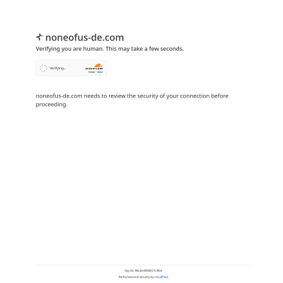 Screenshot of https://noneofus-de.com/tracksuit/